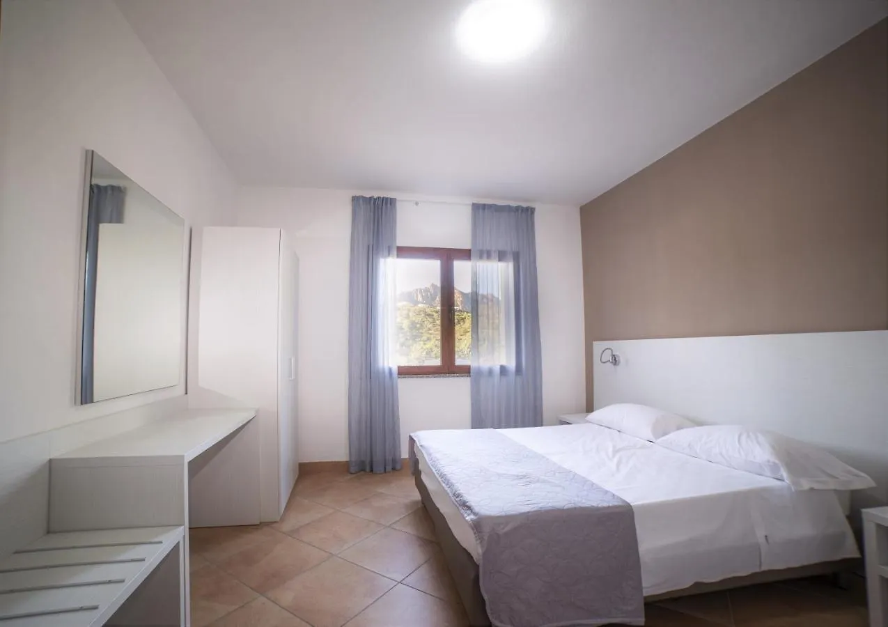 Babai Village Resort Marina di Gairo Hotel apartamentowy